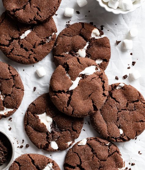 Hot Chocolate Cookies Cookie Board, Hot Cocoa Cookies, Recipes Holiday, Hot Chocolate Cookies, Bakery Menu, Winter Treats, Cocoa Cookies, Browned Butter, 카페 인테리어 디자인