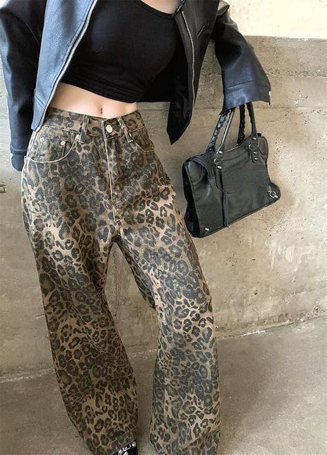 Animal Print Y2k, Baggy Wide Leg Jeans, Jeans 2000s, 2000s Mcbling, Animal Print Jeans, Leopard Print Jeans, Animal Print Outfits, Y2k Pants, Print Jeans