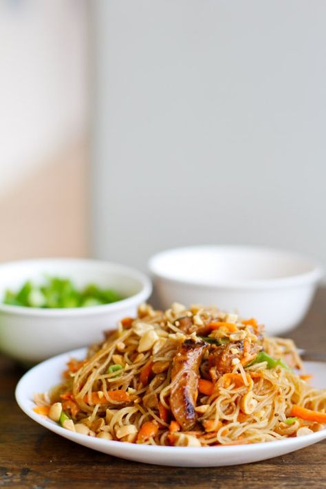 This hoisin pork with rice noodles recipe is like a giant stir fry that includes delicate rice noodles. Lots of veggies and tons of flavor. #pasta #dinner #recipe #yum | pinchofyum.com Sweet Chili Garlic Sauce, Hoisin Pork, Pork With Rice, Rice Noodles Recipe, Rice Noodle Recipes, Asian Noodles, Noodles Recipe, Hoisin Sauce, Pork Dishes