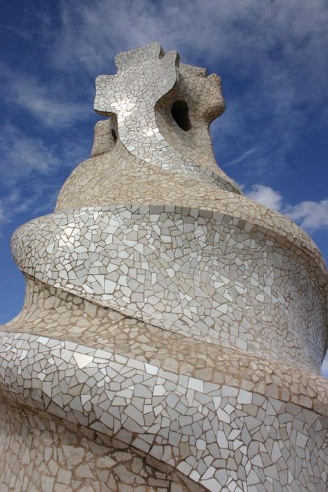 Gaudi Park Guell, Gaudi Park, Park Guell Barcelona, Gaudi Mosaic, Chimney Pots, Wedding Theme Color Schemes, Gaudi Architecture, Park Guell, Antoni Gaudi