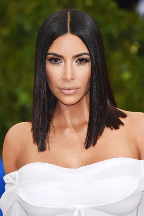 Sleek Straight Bob, Sleek Haircut, Kim Kardashian Met Gala, Kardashian Met Gala, Sleek Lob, Straight Lob, Sleek Straight Hair, Sleek Short Hair, New Hair Trends