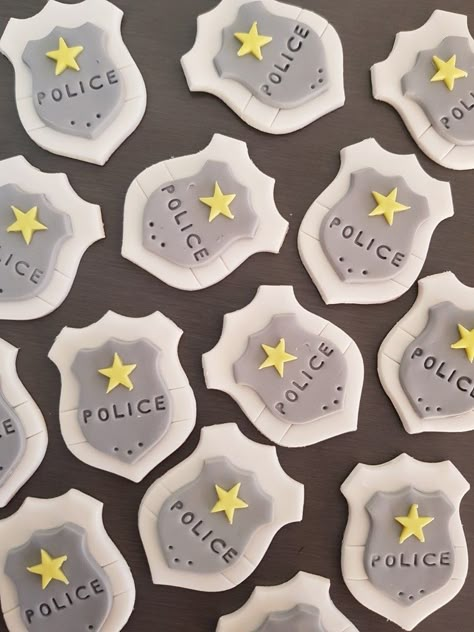 Law Enforcement Cupcakes, Police Cupcakes Ideas, Police Cake Topper Printable Free, Police Academy Graduation Cookies, Police Themed Cupcakes, Police Car Cake Topper Printable, Police Badge Cake, Police Cupcakes, Police Decorations