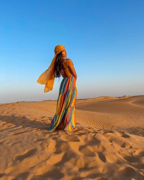 Arabian desert 📍#dubai #desert #sunset Sahara Desert Outfit Women, Sahara Desert Outfit, Desert Outfit, Arabian Desert, Dubai Desert, Desert Sunset, Sahara Desert, Morocco, Travel Inspiration