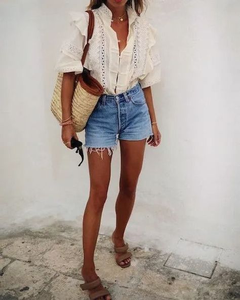 What To Wear With Jean Shorts [2023]: 50+ Chic Ways To Style Denim Shorts & Jean Shorts Outfit Ideas | Pair with a Blouse Silky Button Rock with Sneakers Comfy with a Bodysuit Striped Shirts with High-Waisted Denim Shorts More Tips on How To Wear Denim Shorts and Jean Shorts Black Denim Shorts Outfit Ideas How to wear denim shorts with big thighs How to dress up denim shorts for a night out Ripped Jean Shorts Outfit, Levi Shorts Outfit, Outdoor Concert Outfit Summer, White Jean Shorts Outfit, Jean Shorts Outfit Ideas, Ootd Levis, Italia Shirt, Jean Shorts Outfit, Shorts Outfit Ideas