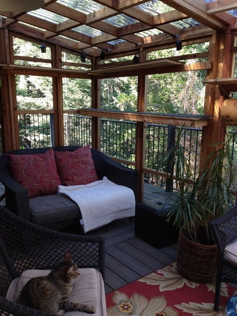 Screen Porch Ideas, Screen In Porch, Screened In Porch Diy, Screened Porch Decorating, Screened Porch Designs, Porch Remodel, Building A Porch, Patio Pergola, Rustic Porch