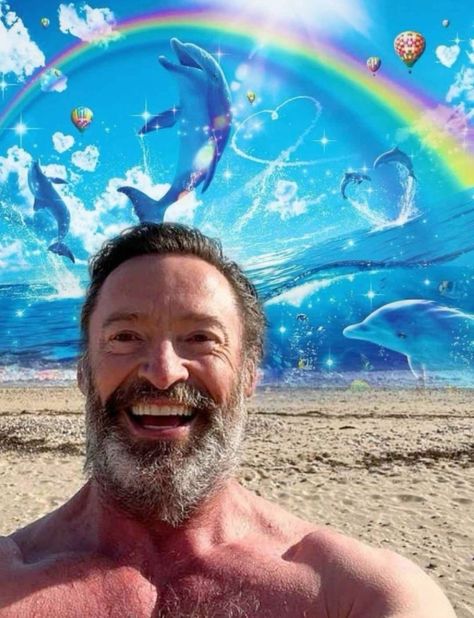 Hugh Jackman And His Kids, Silly Hugh Jackman, Funny Hugh Jackman, Hugh Jackman Reaction Pic, Hugh Jackman Selfie, Logan Howlett Wallpaper, Funny Wolverine, Young Wolverine, Young Hugh Jackman