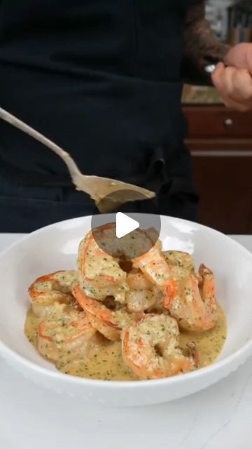 Easy Paella, Creamy Shrimp Pasta, Recipes Shrimp, Breaded Shrimp, Creamy Garlic Sauce, Shrimp Recipes For Dinner, Shrimp Dishes, Seafood Dinner, Creamy Garlic