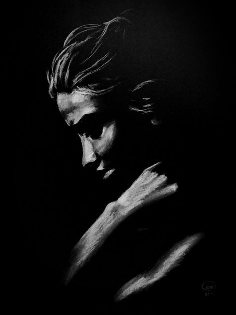 White charcoal on black paper by @kelseyknobel White Sketch On Black Paper, White Charcoal On Black Paper, Charcoal On Black Paper, White Charcoal Drawing, Things To Draw Ideas, To Draw Ideas, Easy Things To Draw, Painting Pencil, Black Paper Drawing