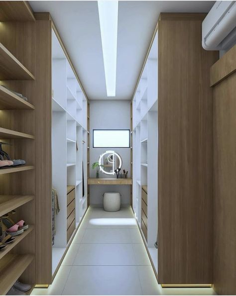 Narrow Walk In Closet, Walkin Closets Design, Ideas De Closets, Narrow Closet, Kitchen Decor Lighting, Home Designing, Classy Closets, Dressing Room Closet, Dream Closet Design