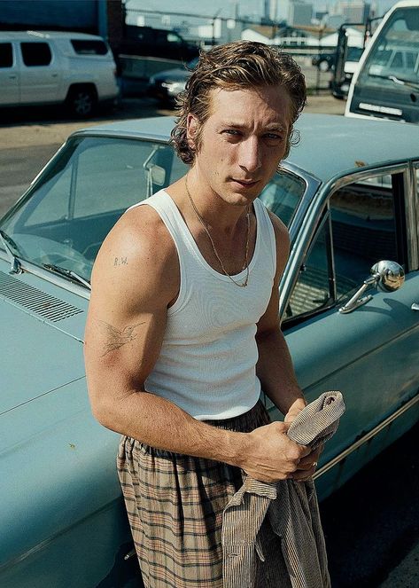 Christopher Anderson, Allen White, Jeremy Allen White, Normal Guys, Mens Outfit Inspiration, Street Market, Mode Inspo, The Bear, American Actors