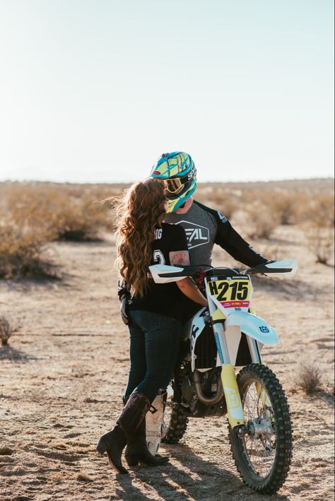 Moto Engagement Shoot #TakeMyArmstrong #Wedding2021 Burgundy Clark Photography Dirt Bike Photoshoot Couple, Dirt Bike Family Pictures, Dirtbike Photo Shoot, Dirt Bike Engagement Pictures, Dirt Bike Couple Pictures, Dirt Bike Photoshoot, Dirt Bike Couple, Dirt Desert, Motocross Couple