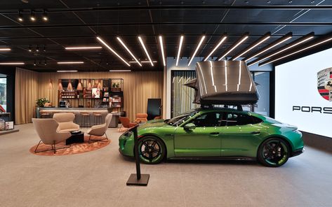 Auto Showroom Design, Car Dealership Design, Car Showroom Architecture, Porsche Showroom, Car Lounge, Waiting Lounge, Cars Showroom, Car Showroom Interior, Porsche Dealership