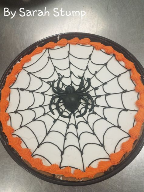 9x13 Halloween Cakes, Spiderweb Cookie Cake, Spider Cookie Cake, Halloween Cookie Cakes Ideas, Cookie Cake Halloween, Halloween Cookie Cake Designs, Halloween Cookie Cakes, Pizza Cookie Cake, Fantasy Bakery