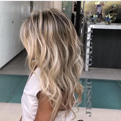 Long Layered Hair Blonde Balayage, Blonde With Brown Hair Color Ideas, Yellow Blonde With Lowlights, Teasy Highlights Blonde, Virgin Brown Hair With Highlights, Madison Southern Charm Hair, Summer Blonde Hair Balayage Ombre, Rooty Bright Blonde, Fine Blonde Highlights On Brown Hair