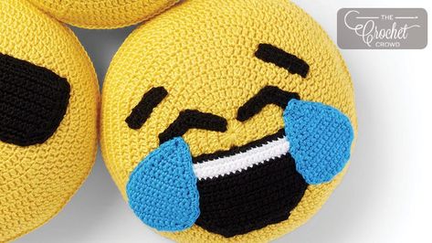 Crochet Tears of Joy Emoji Pillow + Tutorial Crochet Emoji, Minion Pillow, Emoji Cushions, Crochet Workshop, The Crochet Crowd, Emoji Pillows, Crying Emoji, Pillow Crochet, Crochet Crowd