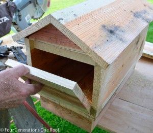 How to make a mailbox Mailbox Diy, Wooden Mailbox, Diy Mailbox, Mailbox Ideas, Make A Door, Metal Mailbox, Mail Boxes, Mailbox Post, Pressure Treated Wood