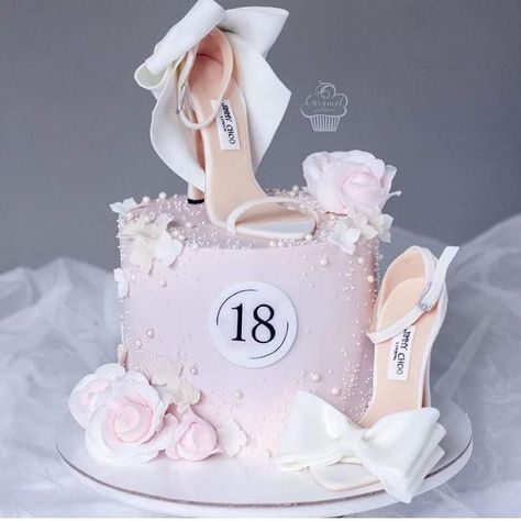 Fab Cakes, Shoe Cakes, Fashion Cake, Girly Cakes, Elegant Birthday Cakes, 18th Birthday Cake, Shaped Cake, Beautiful Birthday Cakes, Cakes For Women