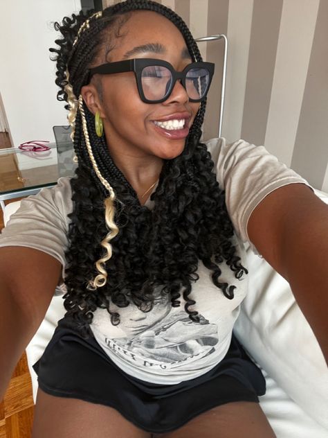 Coily Braids, Short Protective Styles, Hairstyle Protective, Braiding Hair Styles, Curly Box Braids, Styling Braids, Braids Medium, Jamaica Trip, Long Hair Black