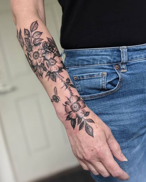 Courtney Roth on Instagram: “Can't wait to keep working on this wild rose + pollinator sleeve for M ✨” Wild Roses Tattoo, Roses Tattoo Sleeve, Wild Rose Tattoo, Chicken Of The Woods, Icelandic Poppies, Rose Tattoo Sleeve, Rose Sleeve, Flowering Quince, Roses Tattoo