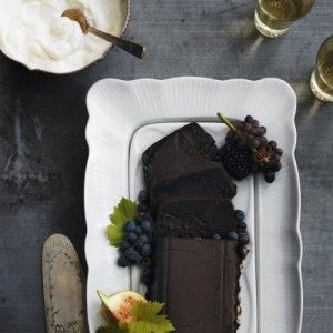 Rustic holiday dinner menu - Chatelaine.com Chocolate Pate, Holiday Dinner Menu, Thanksgiving Chocolates, Pate Recipes, Decadent Chocolate Desserts, Delicious Appetizer Recipes, Chocolate Espresso, Mousse Recipes, Chocolate Dessert Recipes