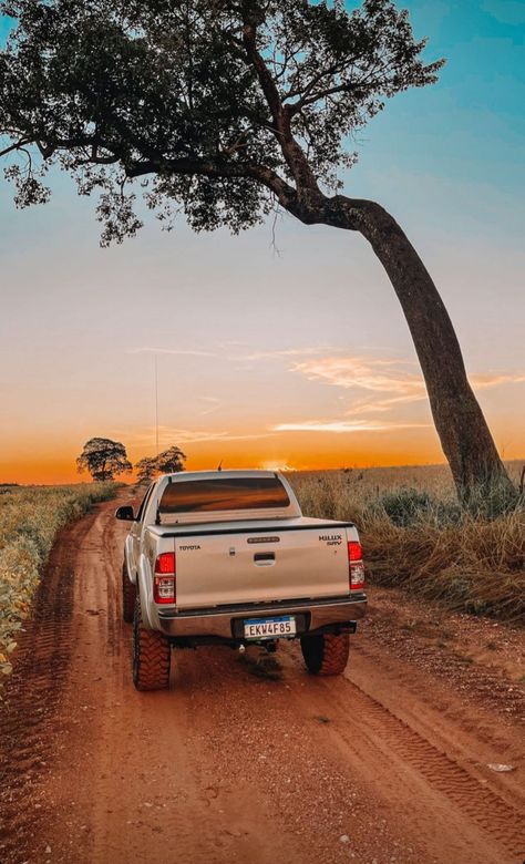 Dodge Challenger Gt, Black Truck, Farm Photography, Martini Racing, Jacked Up Trucks, Classic Pickup Trucks, Driving Photography, Sunset Wallpaper, Offroad Trucks