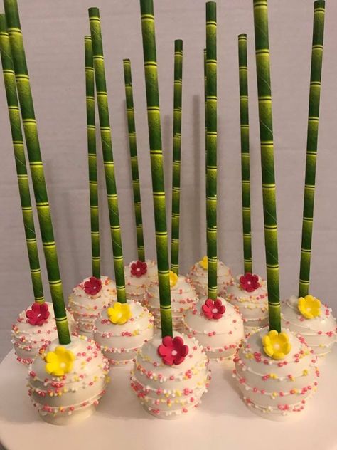 Hawaiian themed cake pops Hawaiian Cake Pops, Luau Cake Pops, Hawaiian Themed Cake, Hawaiian Theme Cakes, Hawaii Birthday Party, Hawaii Cake, Flower Cake Pops, Themed Cake Pops, Hawaiian Cake