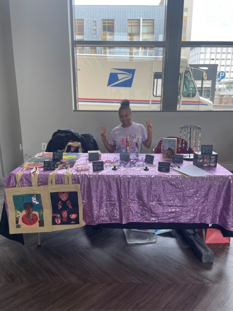 Pop Up Shop for Small Business Witchy Pop Up Shop, Valentines Pop Up Shop, Pop Up Table Ideas, Small Business Pop Up Shop Ideas, Packaging Ideas Business, Black Food, Packaging Ideas, Shop Ideas, Pop Up Shops