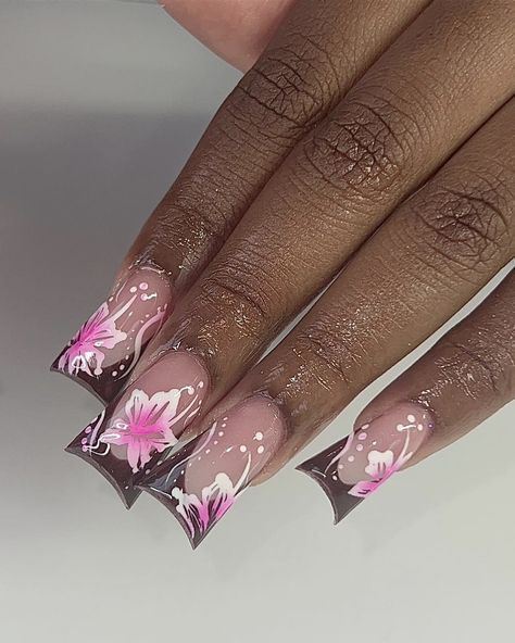 nailsw.a Simple Brown Nails Design, Nails Acrylic Colorful, Duck Nail Ideas, Acrylic Duck Nails, Short Duck Nails Acrylic, Boujie Nails, Short Duck Nails, Duck Nails Acrylic, Duck Nail