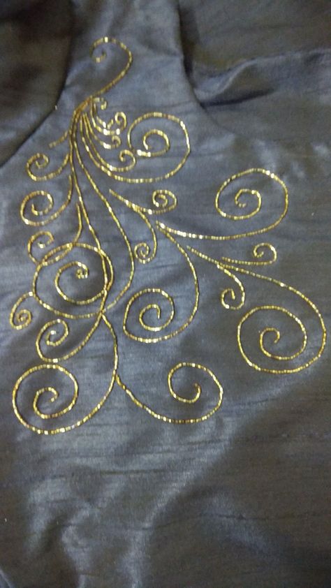 Sequin Design Embroidery, Beads Design On Dress, Cut Beads Embroidery, Embroidery Hoop Patterns, Embroidery Designs With Beads, Beaded Embroidery Dress, Embroidery Dress Pattern Design, Embroidery Embellishments, Gold Work Embroidery