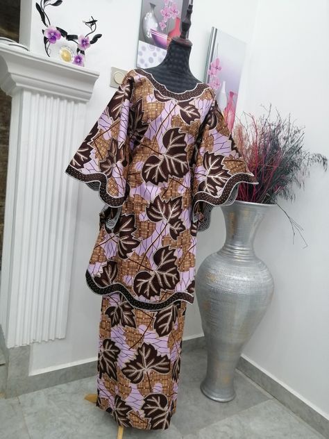 Hausa Dresses, Hausa Styles, Lace Gown Styles Nigerian, Nice Long Dresses, Samoan Puletasi, Aline Gown, Ankara Blouse, Boubou Styles For Women, Muslim Evening Dresses