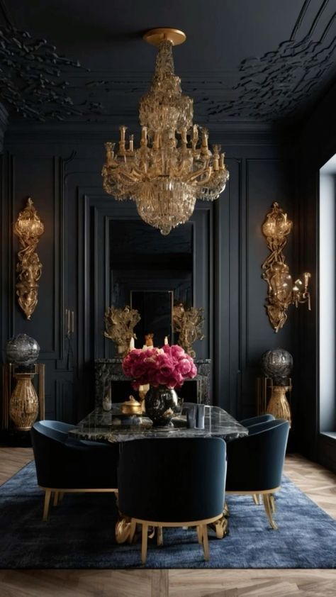 Black Dining Room Decor Ideas, Black Interior Design Luxury, Dark Maximalist Decor, Maximalism Home, New Orleans Interior Design, Dark Maximalism, Dark Maximalist, Eclectic Maximalism, Luxe Living Room