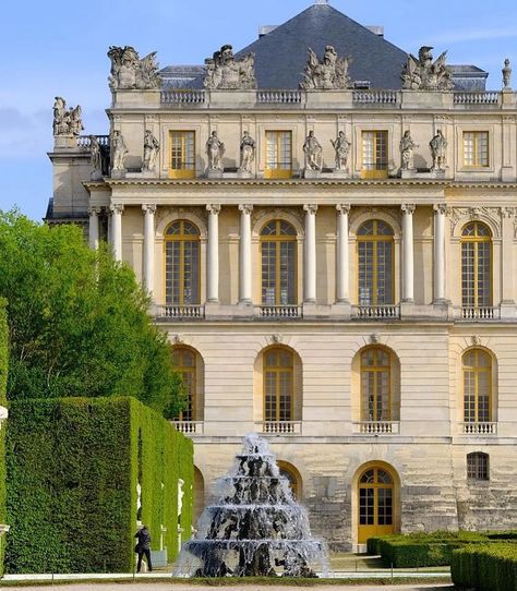 Arcology, Chateau Versailles, Versailles France, Parisian Vibes, Palace Of Versailles, Architecture Building, Versailles, House Exterior, Palace