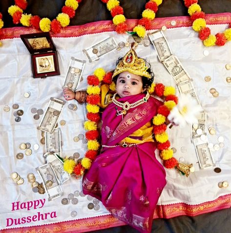 Newborn Diwali Photoshoot, Dasara Baby Photoshoot Ideas, Diwali Baby Photoshoot Ideas, Devi Photoshoot, Baby Moth, Monthly Photoshoot, Born Baby Photos, Baby Boy Quotes, Monthly Baby Pictures