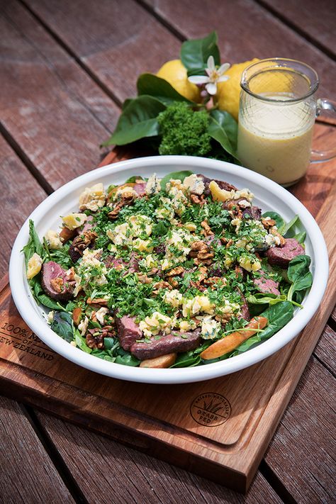 This tangy summer salad is a gorgeous addition to any lunchtime table over the warmer months. Pear And Blue Cheese Salad, Wild Game Dinner, Pear And Blue Cheese, Mesclun Salad, Venison Tenderloin, Blue Cheese Salad, Creative Baking, Cheese Salad, Potluck Recipes