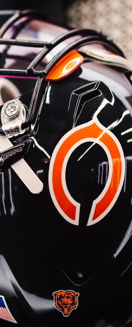 Chicago Bears Helmet, Chicago Bears Wallpaper, Chicago Bears Pictures, Bears Pictures, Nfl Wallpaper, Bears Wallpaper, Chicago Bears Football, Classic Ford Trucks, Bears Football