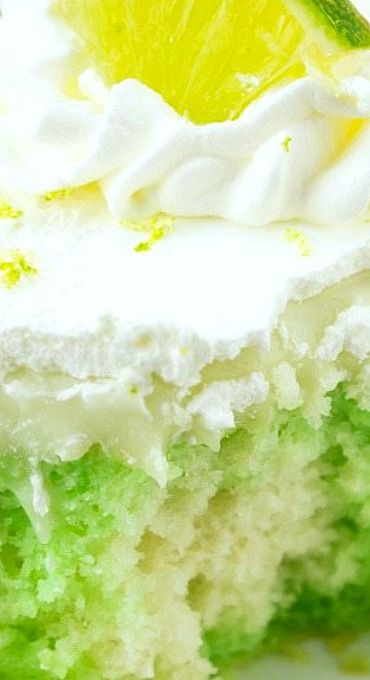 Key Lime Poke Cake, Lime Poke Cake, Key Lime Cake Recipe, Cake Poke, Lime Cake Recipe, Picture Recipes, Key Lime Cake, Summer Cake Recipes, Lime Desserts