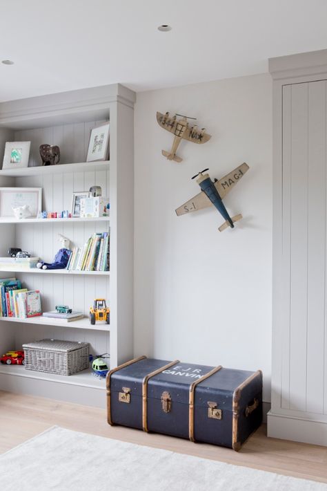 Americana Design Inspiration, Brothers Playroom, Airplane Bedroom For Boys, Airplane Room, Humphrey Munson, Kids Bedroom Ideas, Travel Room, Boy Toddler Bedroom, Big Boy Bedrooms