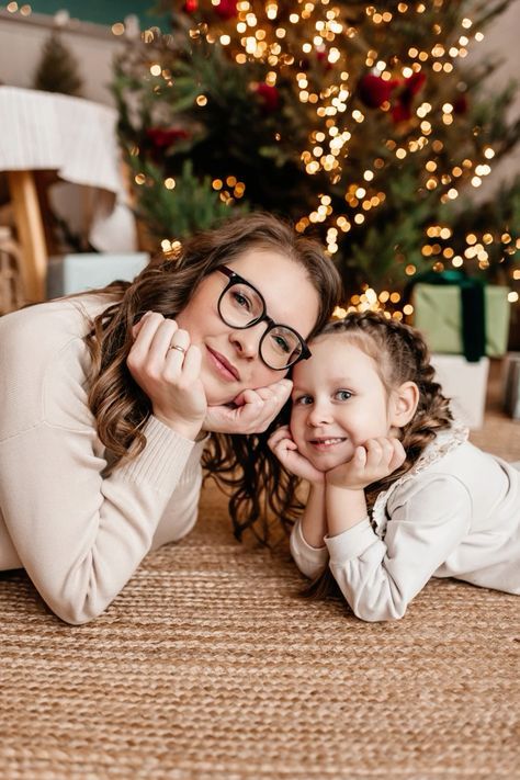 Mommy And Daughter Christmas Photo Shoot, Mother Daughter Christmas Photoshoot, Mother And Daughter Christmas Photoshoot, Mom And Daughter Christmas Photos, Mom And Daughter Christmas Photoshoot, Mother Daughter Photography Toddler, Mom And Daughter Poses, Mom Daughter Photos, Mommy Daughter Photoshoot