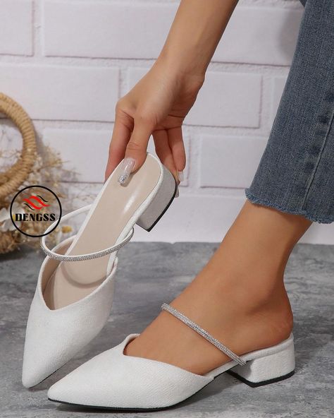 https://dengss.clothing/dengss-women-black-rhinestone-decor-point-toe-mule-flats-2/?feed_id=2653211&_unique_id=665e32e0ba984&utm_source=Instagram&utm_medium=28dengss&utm_campaign=FS%20Posteronline%20clothingType: MulesPattern Type: PlainToe: Point ToeDetails: RhinestoneColor: BlackStyle: ElegantUpper Material: SuedetteLining Material: PU LeatherInsole Material: PU LeatherOutsole Material: Rubber Product Measurements in cm :SizeAUBall Girth Foot Length Heel Height CN35US5.520.45223.2CN36US620.... Mule Flats, Flats Online, Rhinestone Decor, Instagram Model, Model Beauty, Black Rhinestone, Kids Beachwear, Faux Leather Jackets, Mules Shoes