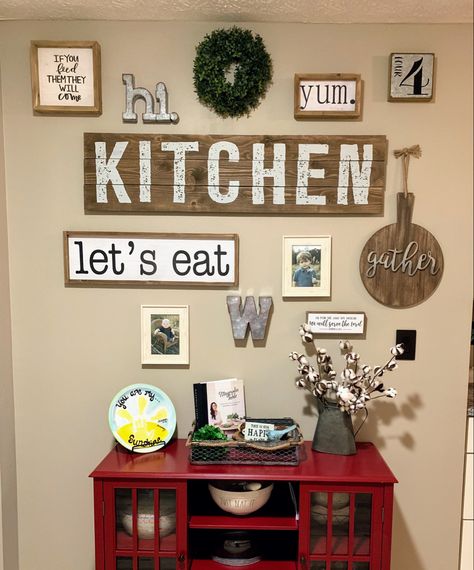 Dining Room Hutch Ideas, Enterance Decor, Stairway Pictures, Kitchen Collage, Wall Decoration Kitchen, Kitchen Wall Decoration, Barn Wood Art, Gallery Wall Design, Pink Kitchen Decor