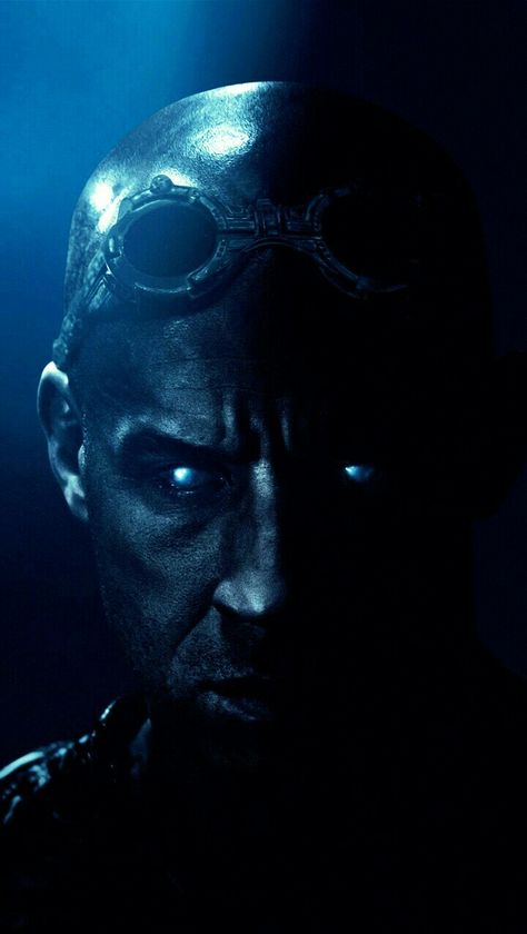 PITCH BLACK Planet Terror, The Chronicles Of Riddick, Black And Purple Wallpaper, Wallpapers For Phone, Edge Of Tomorrow, The New Mutants, Iconic Wallpaper, Vin Diesel, Movie Wallpapers