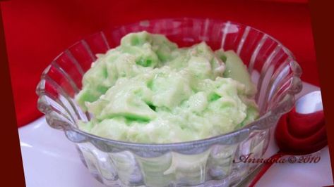 Bold Chex Mix Recipe, Lime Jello Recipes, Lime Jello Salad, Sweet Salads, Lime Jello Salads, Cucumber Salads, Jello Mold Recipes, Jello Salads, Cucumber Salad Recipe