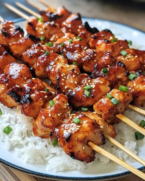 Flavor Family Creations | 🍢🇰🇷 Korean Chicken Skewers 🇰🇷🍢 | Facebook Korean Chicken Skewers, Bbq Chicken Skewers, Homemade Salisbury Steak, Veggie Skewers, Decadent Food, Korean Chicken, Food Babe, Yummy Comfort Food, Chicken Skewers