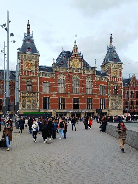 Amsterdam central station front fiscade. 🚉 #amsterdam #railwaystation #centralstation #sightseeing #tours #sights #trams #architecture Amsterdam Central Station, Europe Trip, Capture Memories, Central Station, Railway Station, Europe Travel, Amsterdam, Architecture, How To Plan