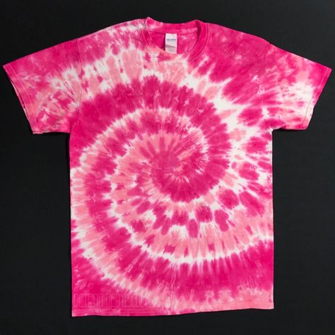 Camisa Tie Dye, Tie Dye Shirts Patterns, Diy Tie Dye Designs, Tie Dye Patterns Diy, Tie Dye Bedding, Diy Tie Dye Shirts, Tie Dye Crafts, Diy Tie, Tie Dye Fashion