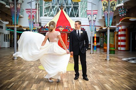 Wedding on Oasis of the Seas (Photo: Royal Caribbean) Royal Caribbean Wedding, Royal Carribean Cruise, Cruise Tips Royal Caribbean, Oasis Of The Seas, Best Cruise Lines, Carribean Cruise, Royal Caribbean Cruises, Honeymoon Cruise, Cruise Essentials