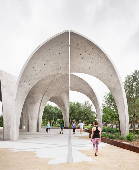 Lake Flato creates pavilions with concrete “petals” for San Antonio’s Confluence Park Pavillion Concept, Concrete Pavilion, Confluence Park, Lake Flato, Pavilion Architecture, Concrete Architecture, Architecture Concept Drawings, Concrete Structure, Organic Architecture