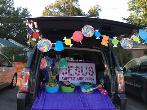 Fall Carnival Trunk or Treat - God's Work - Christian - Jesus - Sweetest Name I Know Carnival Trunk, Church Trunk, Halloween Car Decorations, Trunker Treat Ideas, Church Halloween, Fall Festival Games, Trunk Or Treat Ideas, Christian Halloween, Fall Carnival