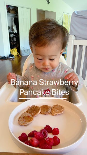 Banana Strawberry Pancakes, Strawberry Pancakes For Baby, Strawberry Banana Pancakes For Baby, Strawberry Banana Recipes, Recipes For Old Bananas, Banana Pancakes For Baby, Pancake Recipe For Kids, 9 Month Old Baby Food, Strawberry Pancakes Recipe