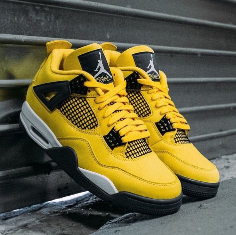 Air Jordan 4 Retro "Lightning" now available online Air Jordan 4 Retro Lightning, Jordan 4 Retro Lightning, Lightning Shoes, New Sneaker Releases, Nike Air Jordan 4 Retro, Casual Sandals Womens, Nike Air Jordan 4, Ellie Shoes, Jordan Shoes Retro